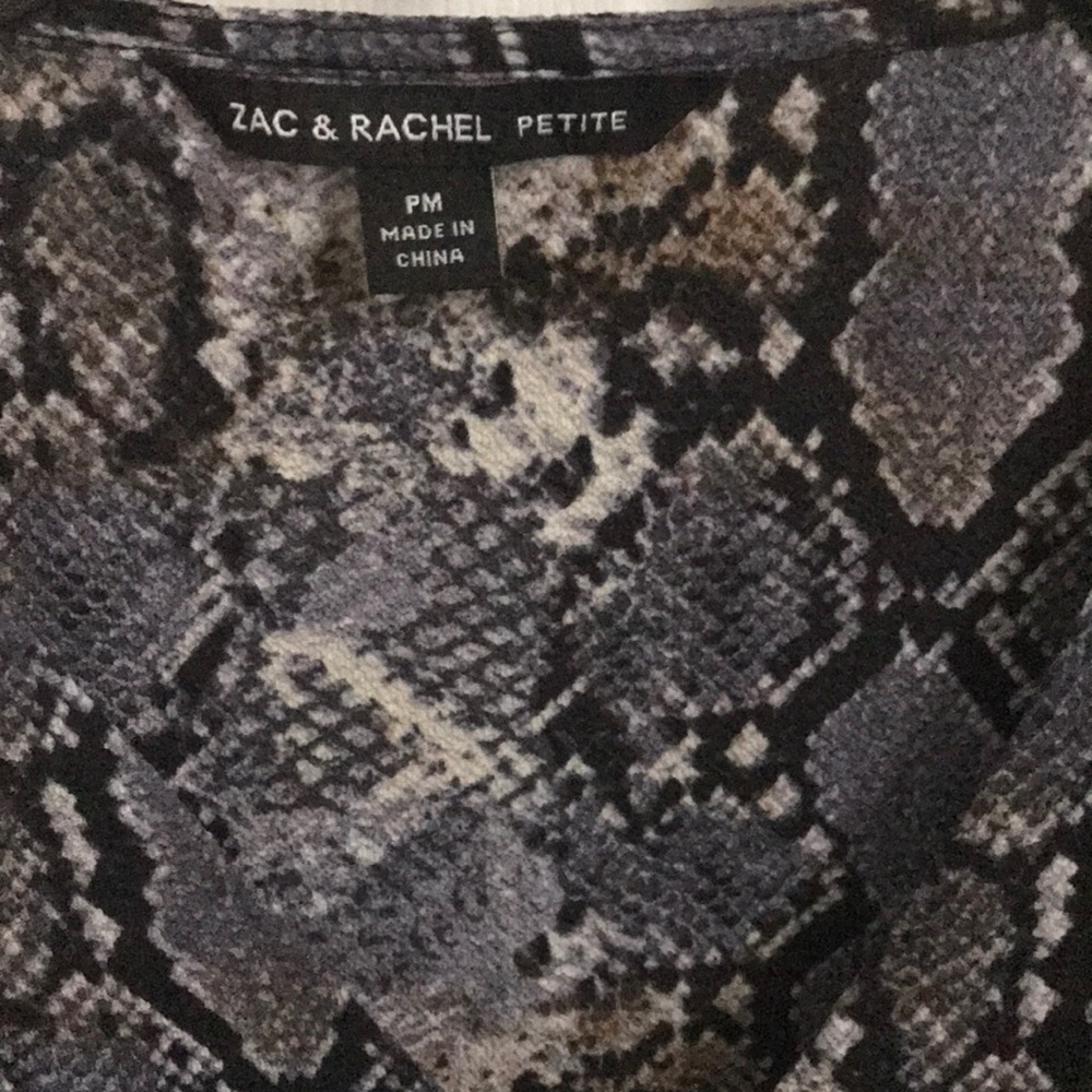 Blouse - Picture 2 of 6